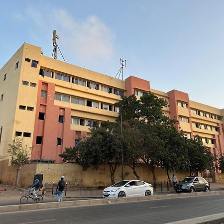 Appartement Spacieux Chez Keur Matou - F2 Dakar Kültér fotó