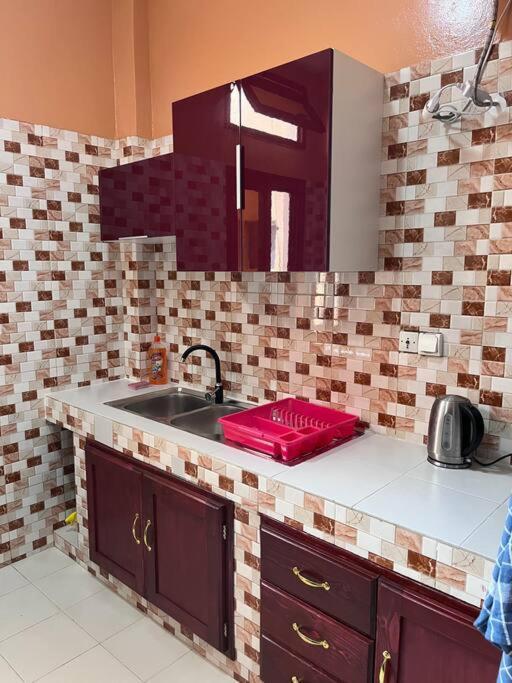 Appartement Spacieux Chez Keur Matou - F2 Dakar Kültér fotó